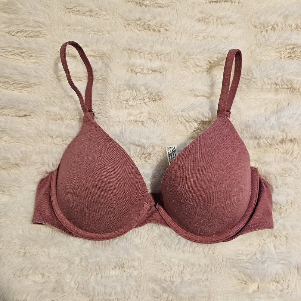 PINK Everywhere T-shirt Lighly Lined Bra 34B